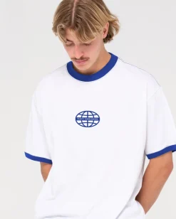 Camiseta Con Grafico De Ajuste Relajado Flo B Line><noscript><img width=