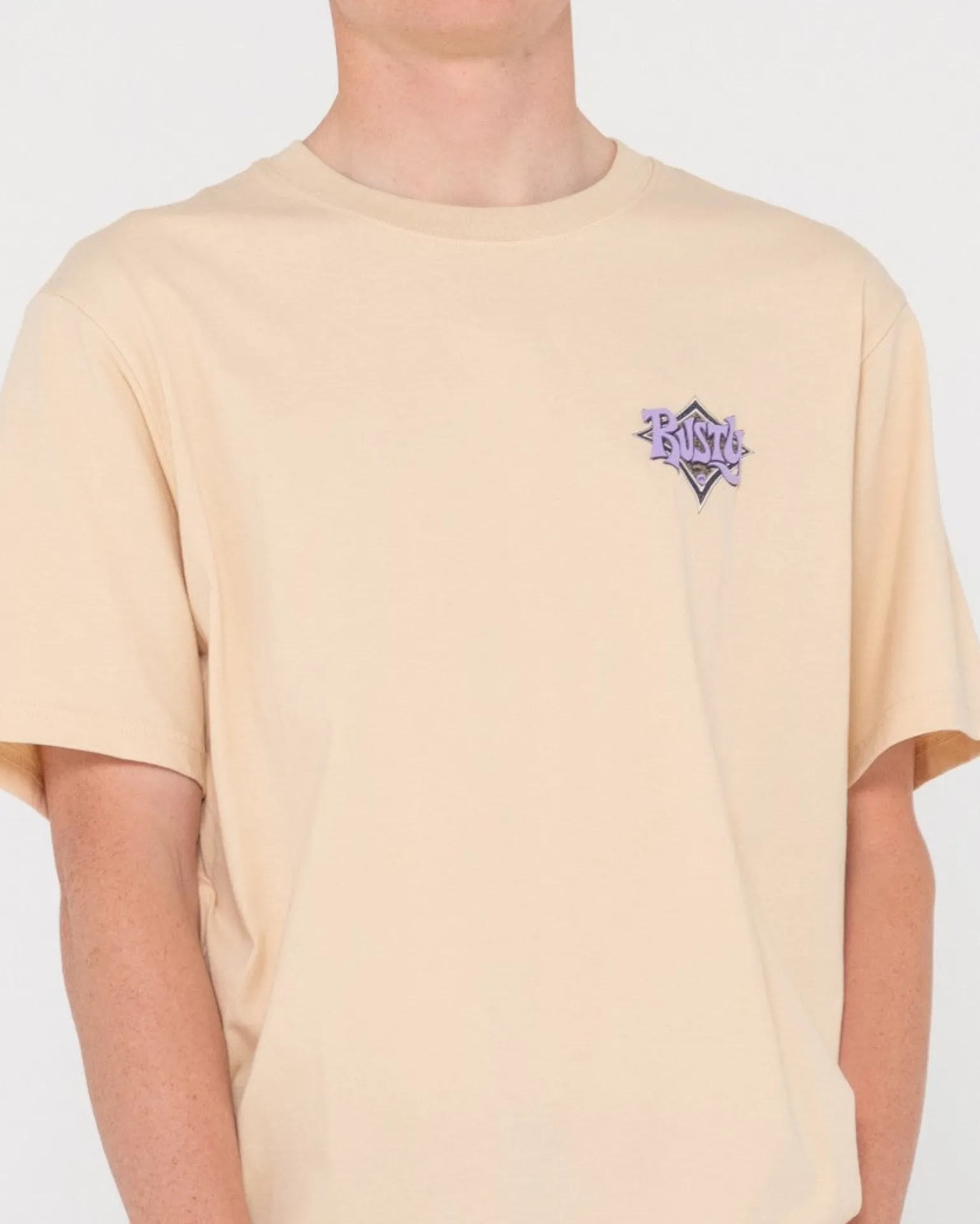 Camiseta Con Grafico De Manga Corta Y Diamantes Retorcidos>Rusty Clearance