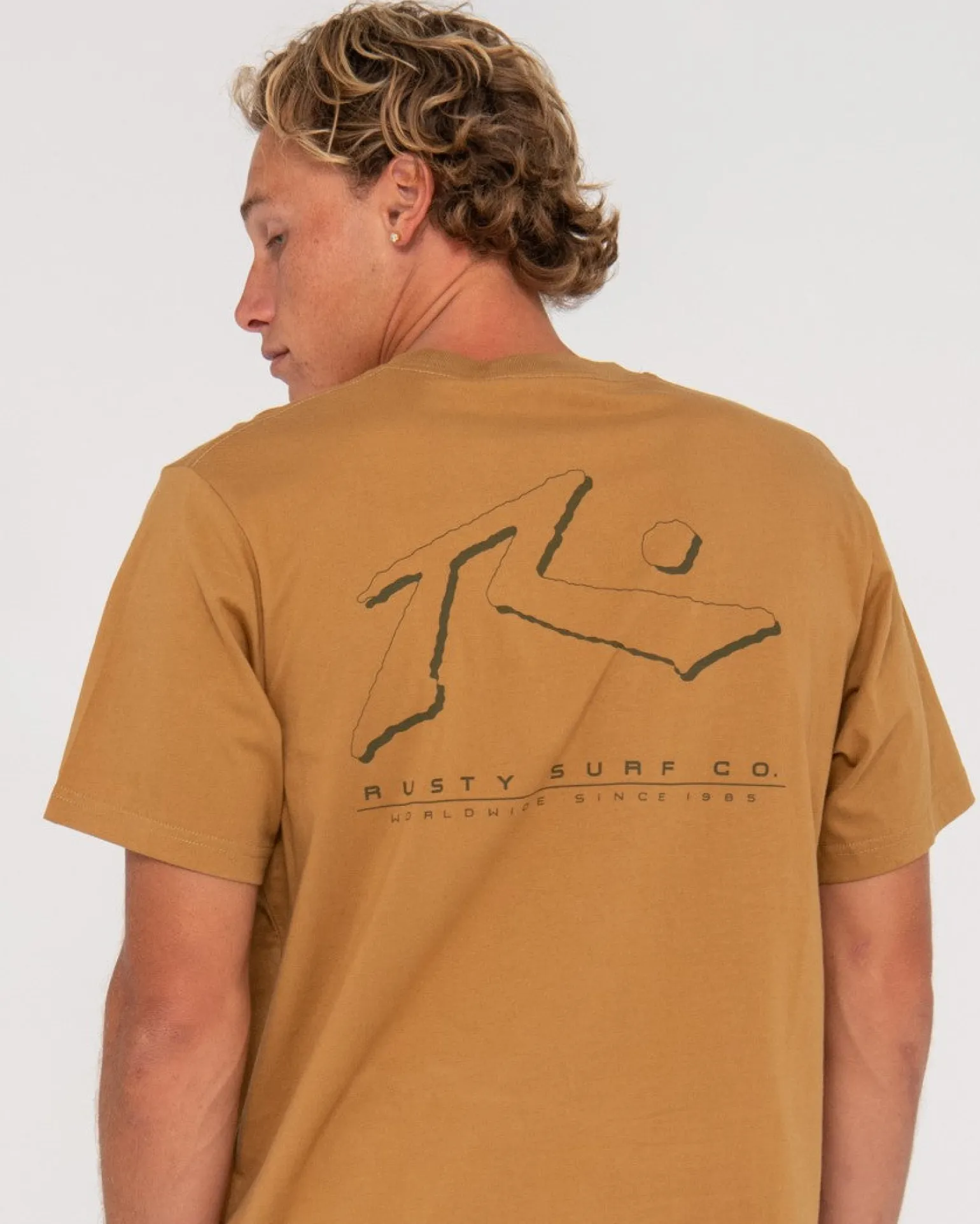 Camiseta Grafica De Manga Corta Sleds And Meds>Rusty Best