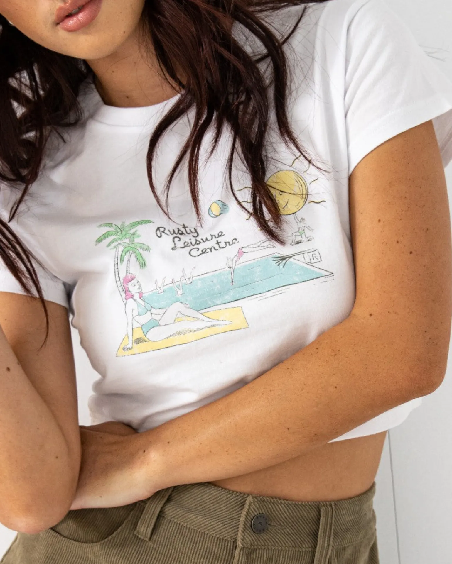 Camiseta Para Bebe Con Grafico Organico Junto A La Piscina>Rusty Best
