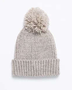 Gorro Con Pompon Bordado Academy><noscript><img width=