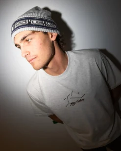 Gorro De Pistas><noscript><img width=