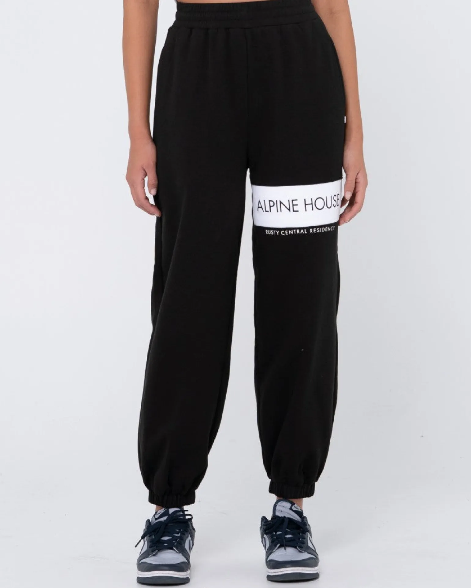 Pantalon Deportivo Alpine House>Rusty Store