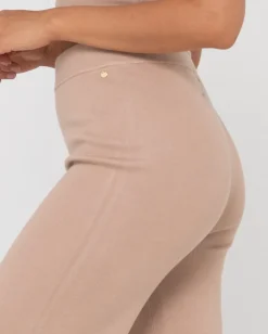 Pantalon De Punto Con Pernera Ancha Y Talle Alto Amelia><noscript><img width=
