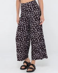 Pantalon New Romantics><noscript><img width=