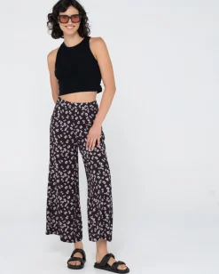 Pantalon New Romantics><noscript><img width=