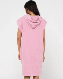 Toalla De Cambio Con Capucha Essentials><noscript><img width=