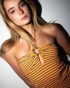 Top Con Cuello Halter A Rayas Emma><noscript><img width=
