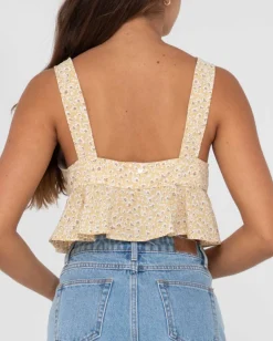 Top Corto Con Estampado Floral Magnolia><noscript><img width=